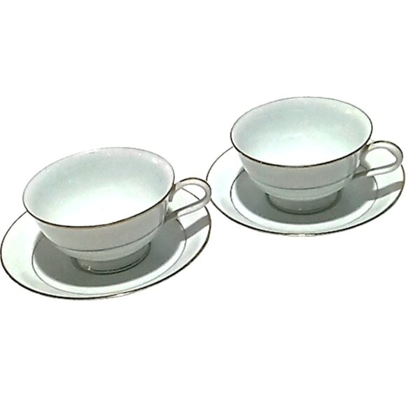 Vintage Pair of Noritake Dawn 5930 Footed Tea Cups and Saucers White w/Gold Trim - Picture 1 of 7